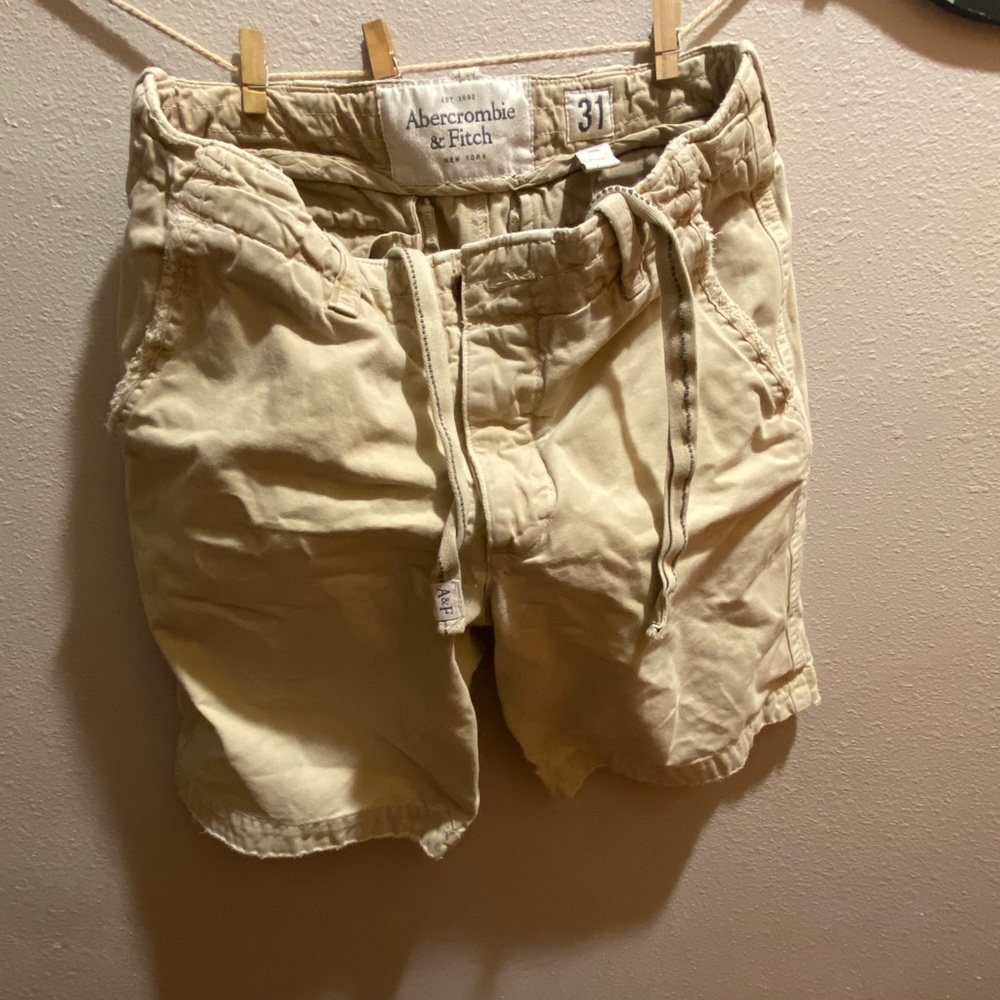 Abercrombie & Fitch Men Shorts Size 31